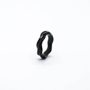 RING • WAVES (BLACK)