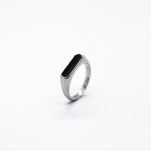 RING • MINUS BLACK ONYX