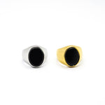 RING • OVAL BLACK ONYX (GOLD)