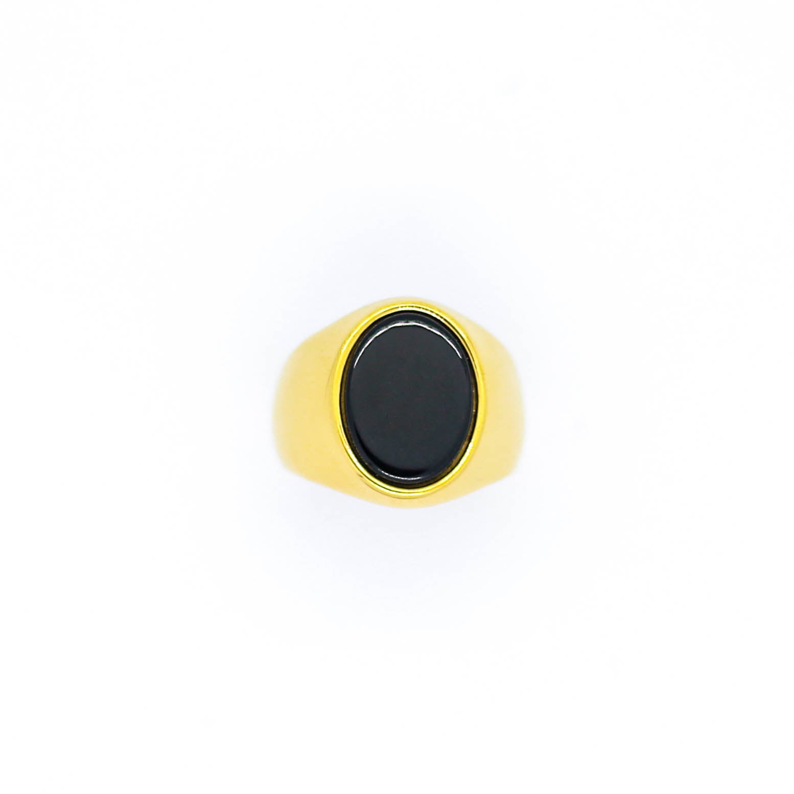 RING • OVAL BLACK ONYX (GOLD)