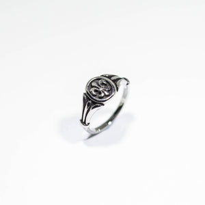 RING • SPINNER (SILVER)