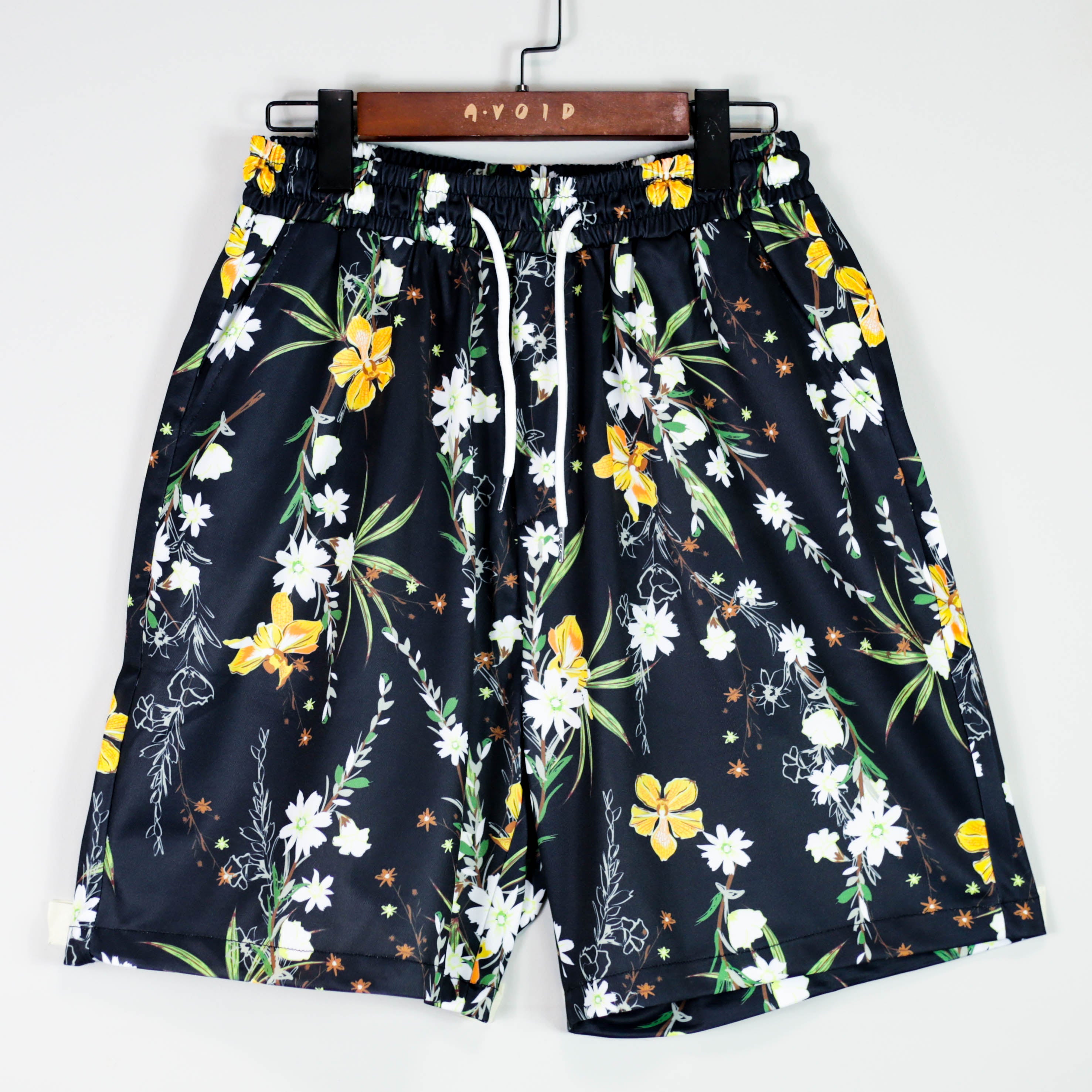 DAISY CHAIN SHORTS