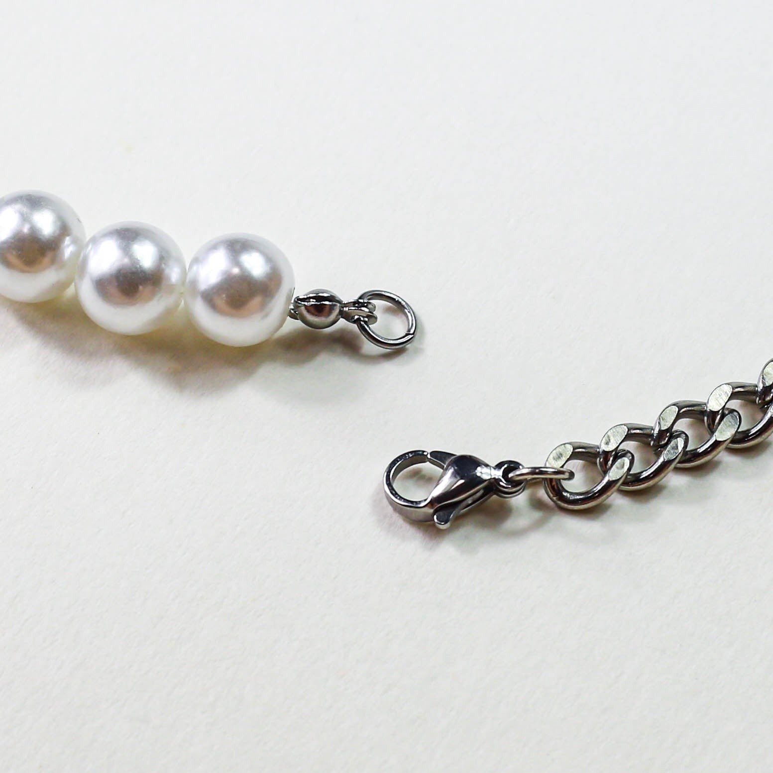 BRACELET • PEARLY PIN