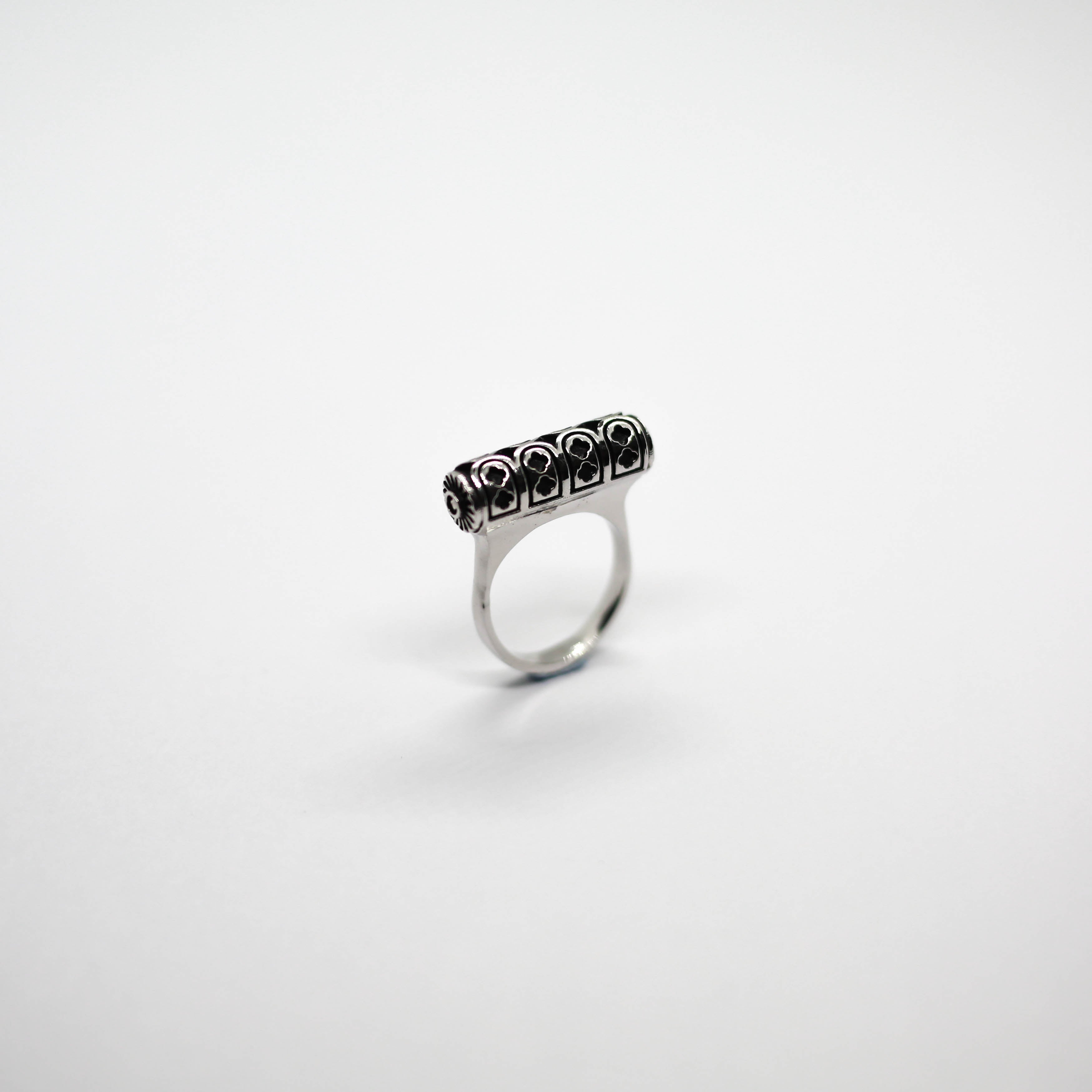 RING • GOTHIC