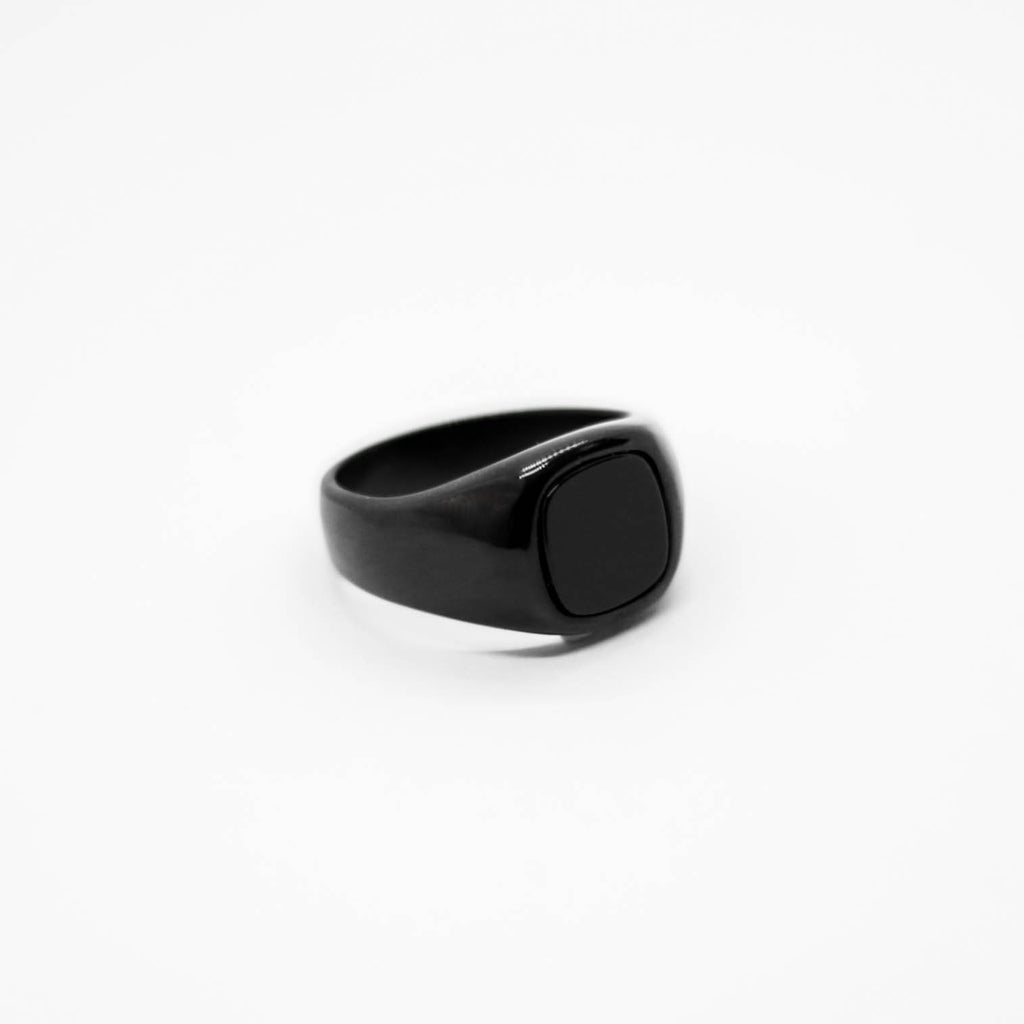 RING • FLAT BLACK ONYX (BLACK)