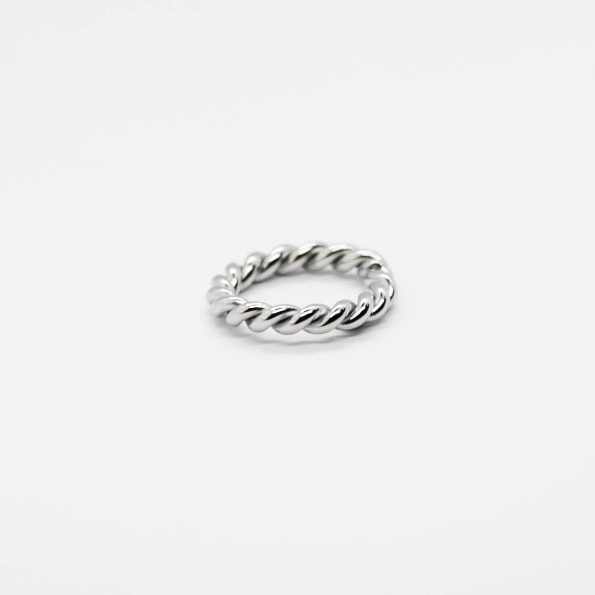 RING • TWIRL (SILVER)