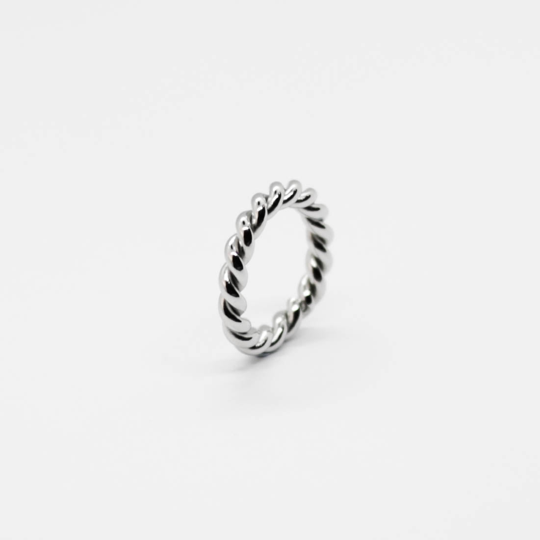 RING • TWIRL (SILVER)