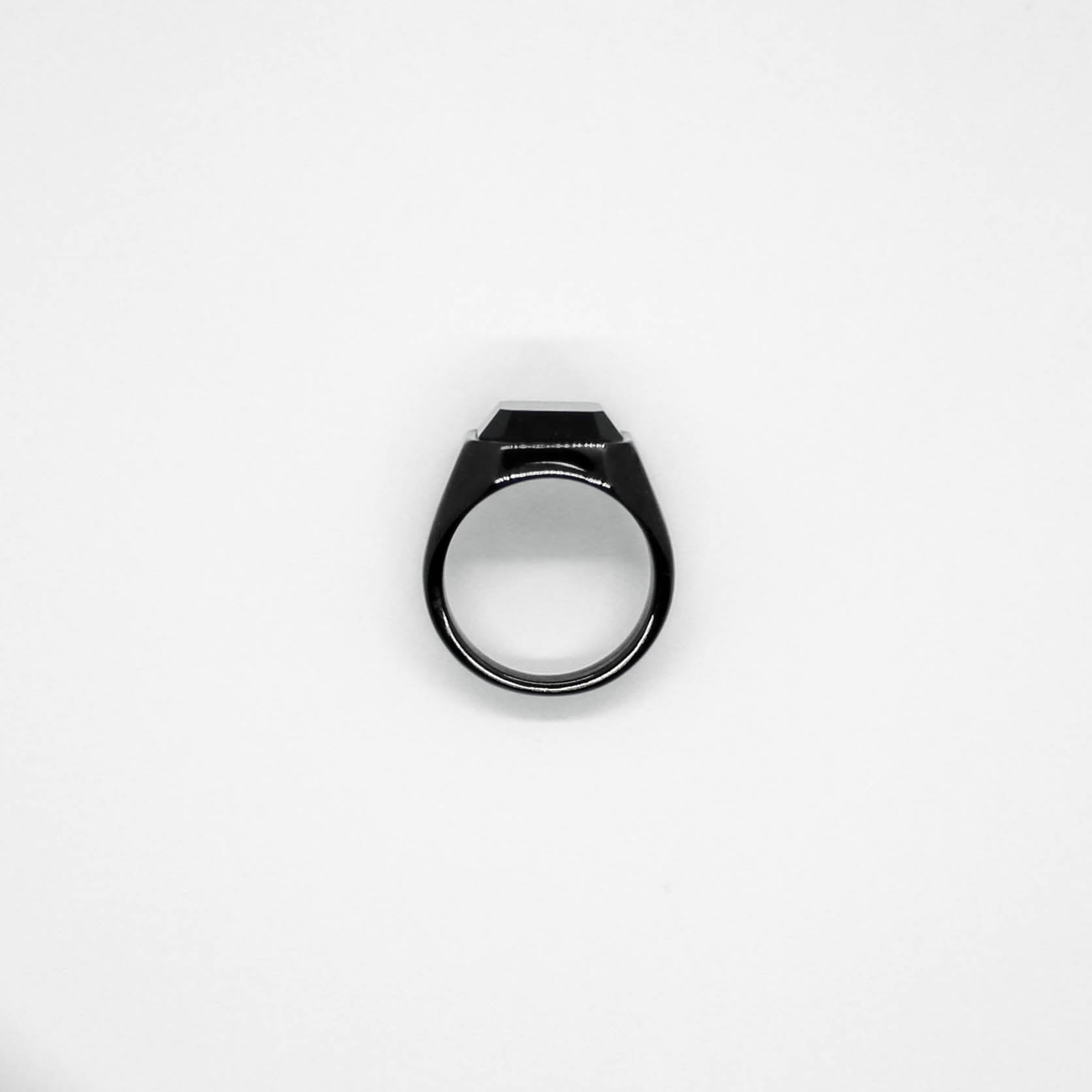 RING • BLACK ONYX (BLACK)