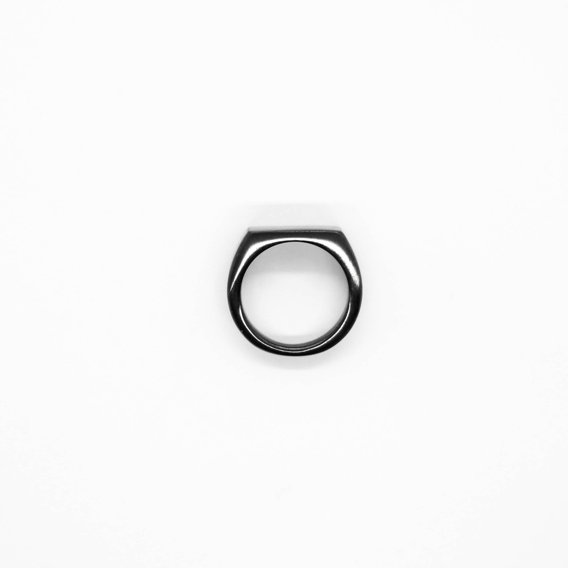 RING • PLANE (BLACK)